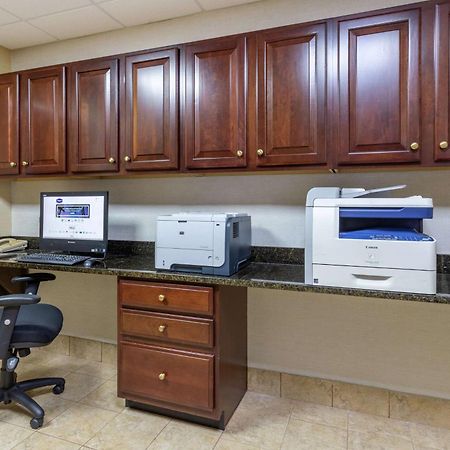 Hampton Inn Groton/Mystic מראה חיצוני תמונה