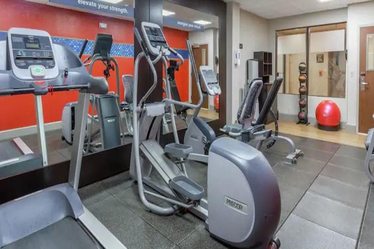 Hampton Inn Groton/Mystic מראה חיצוני תמונה