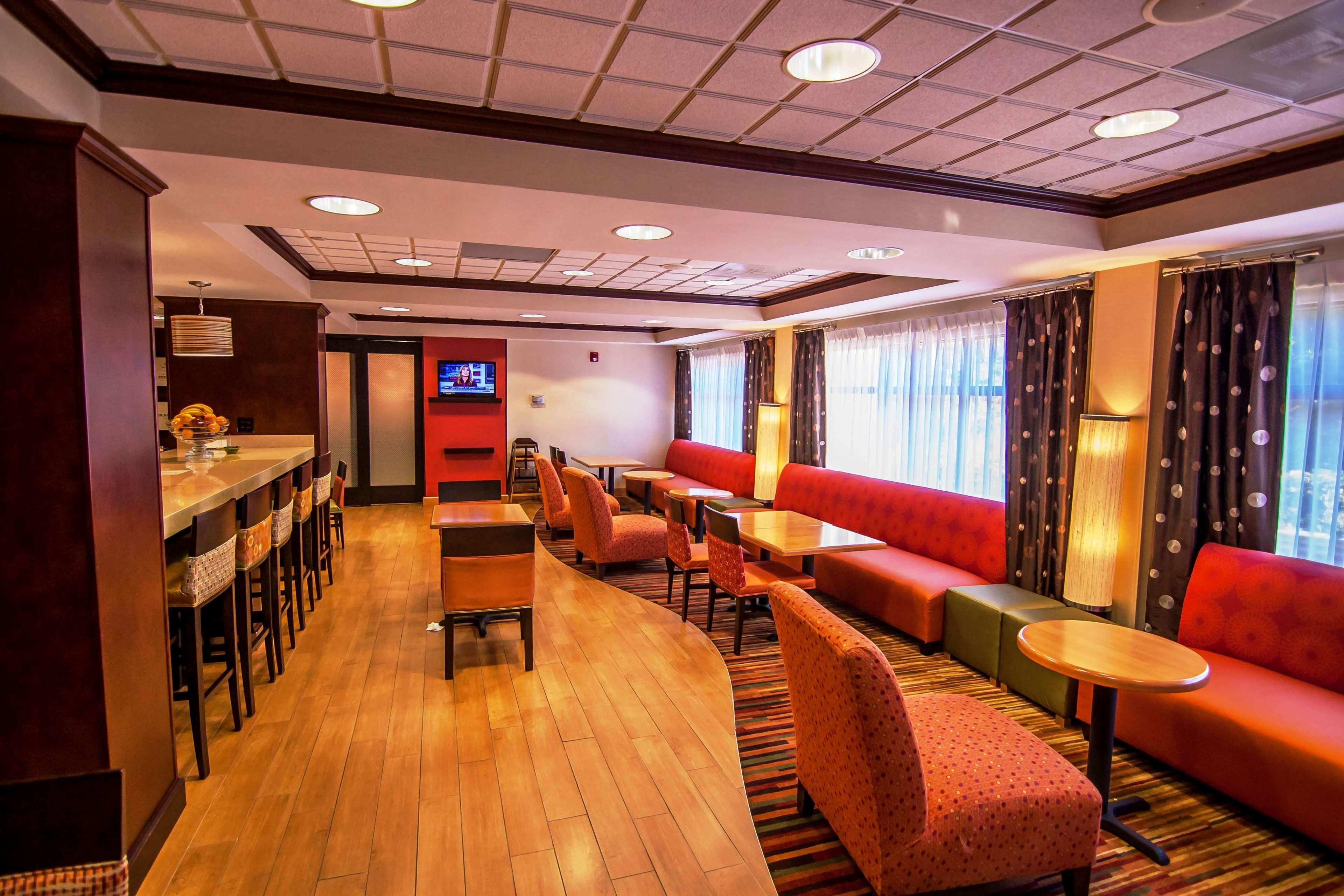 Hampton Inn Groton/Mystic מראה חיצוני תמונה