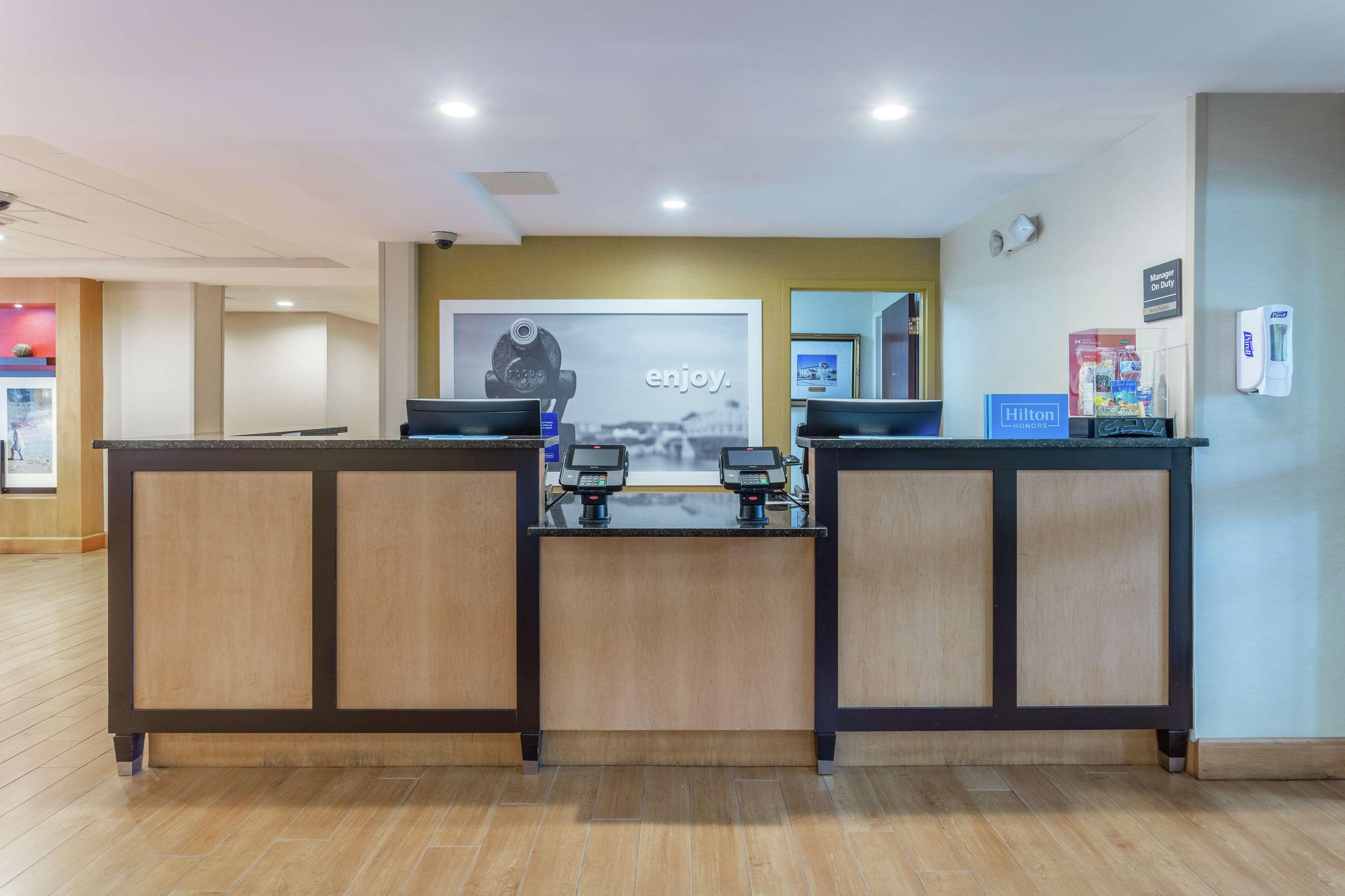 Hampton Inn Groton/Mystic מראה חיצוני תמונה