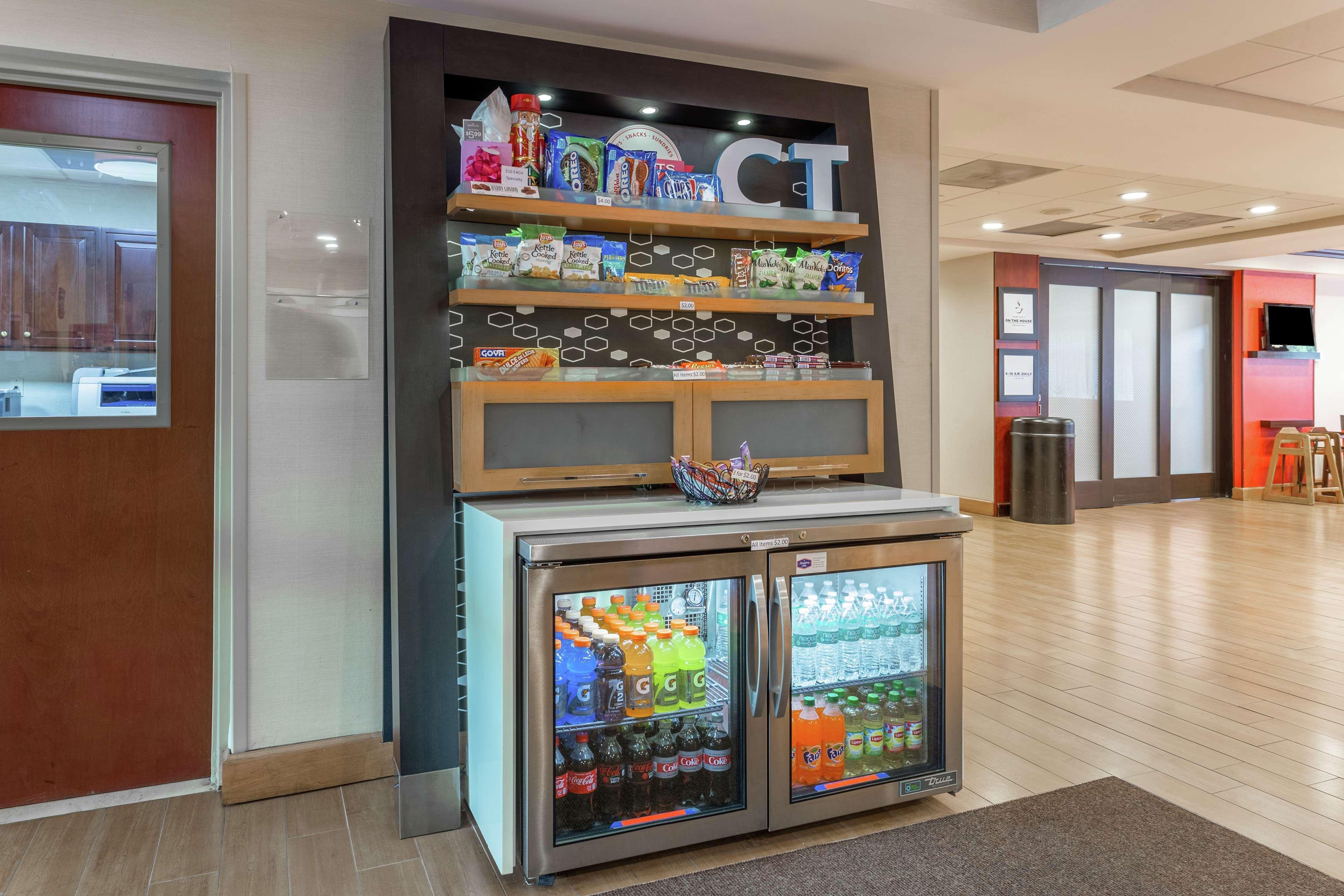 Hampton Inn Groton/Mystic מראה חיצוני תמונה