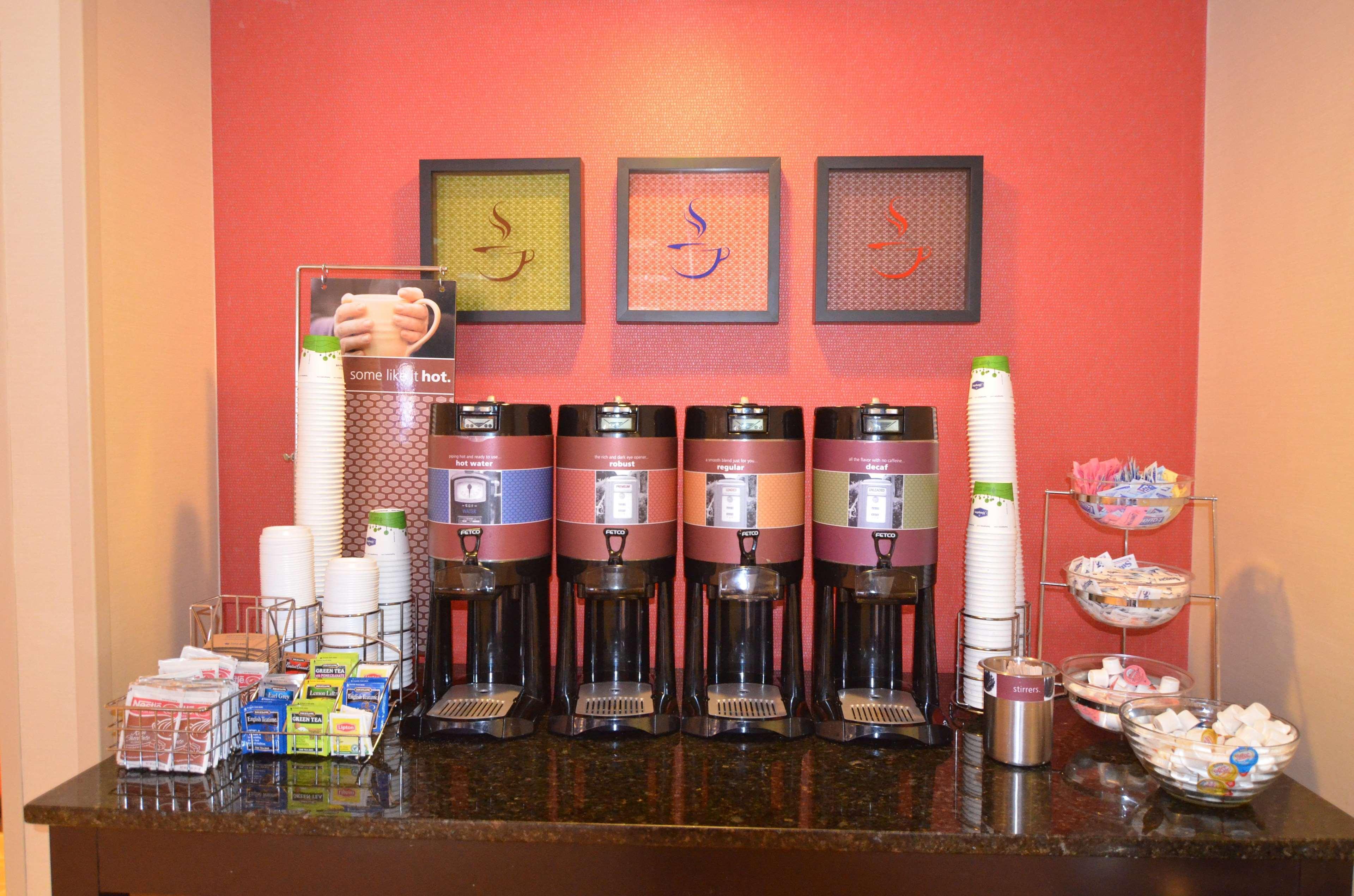 Hampton Inn Groton/Mystic מראה חיצוני תמונה