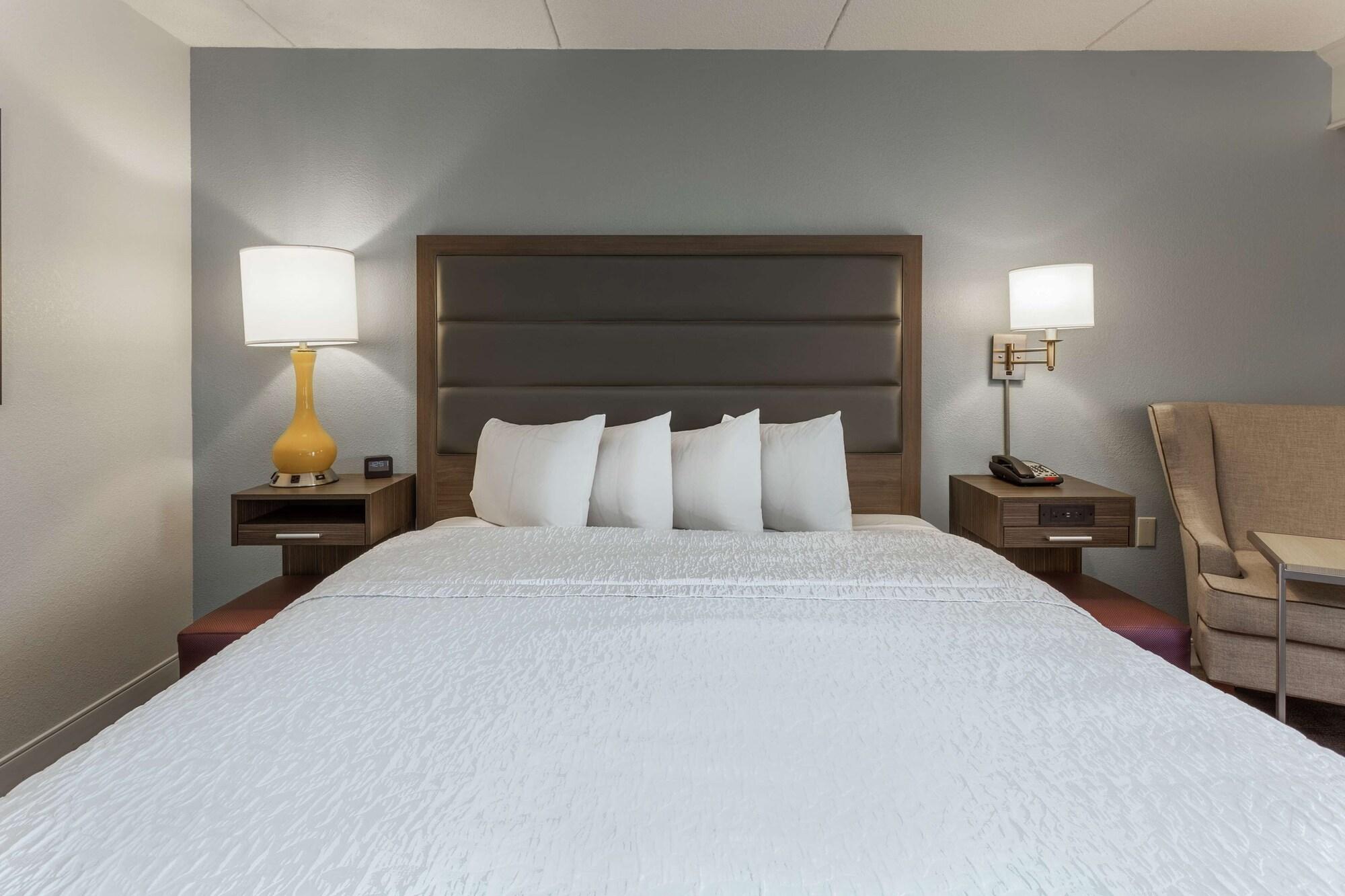 Hampton Inn Groton/Mystic מראה חיצוני תמונה
