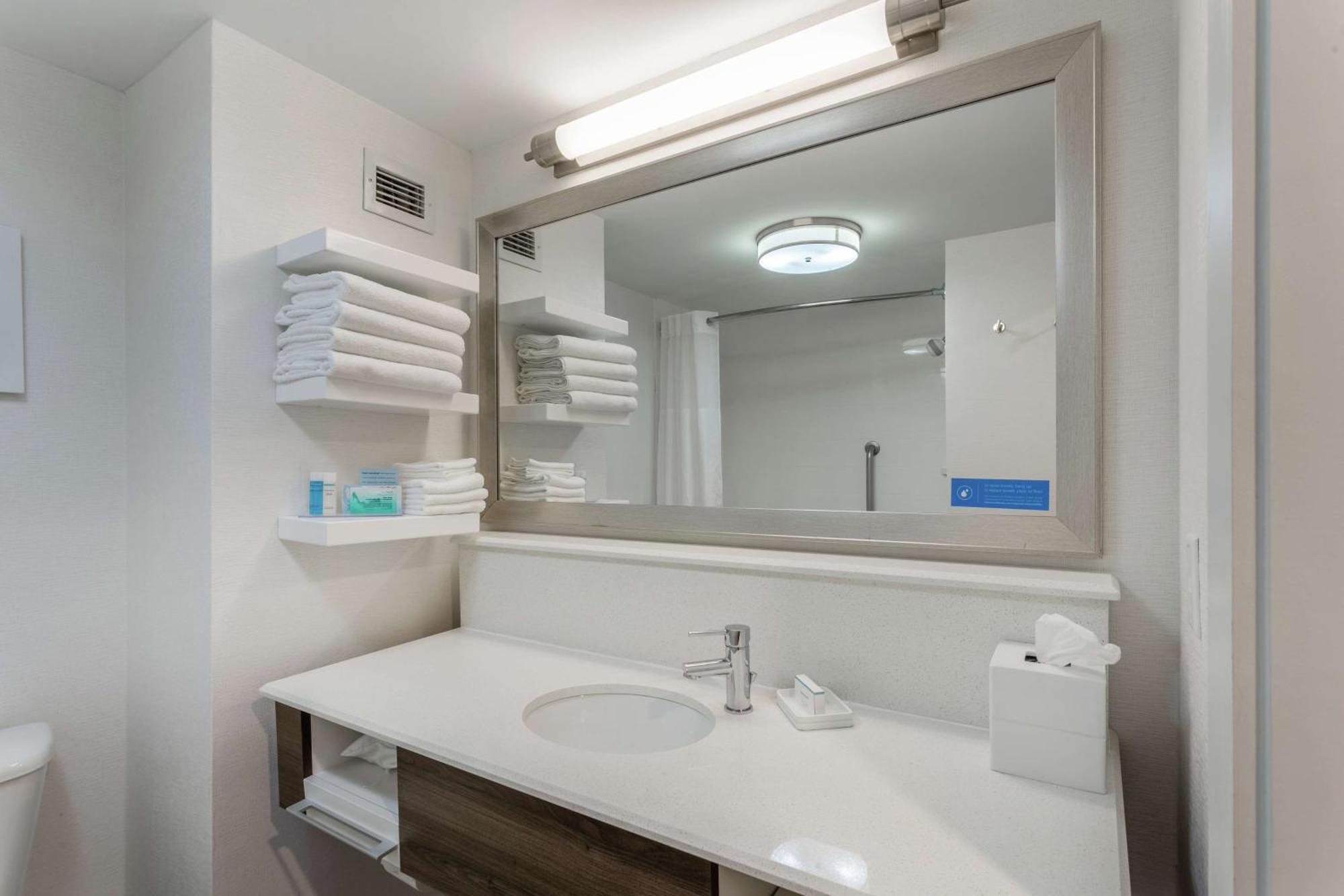 Hampton Inn Groton/Mystic מראה חיצוני תמונה